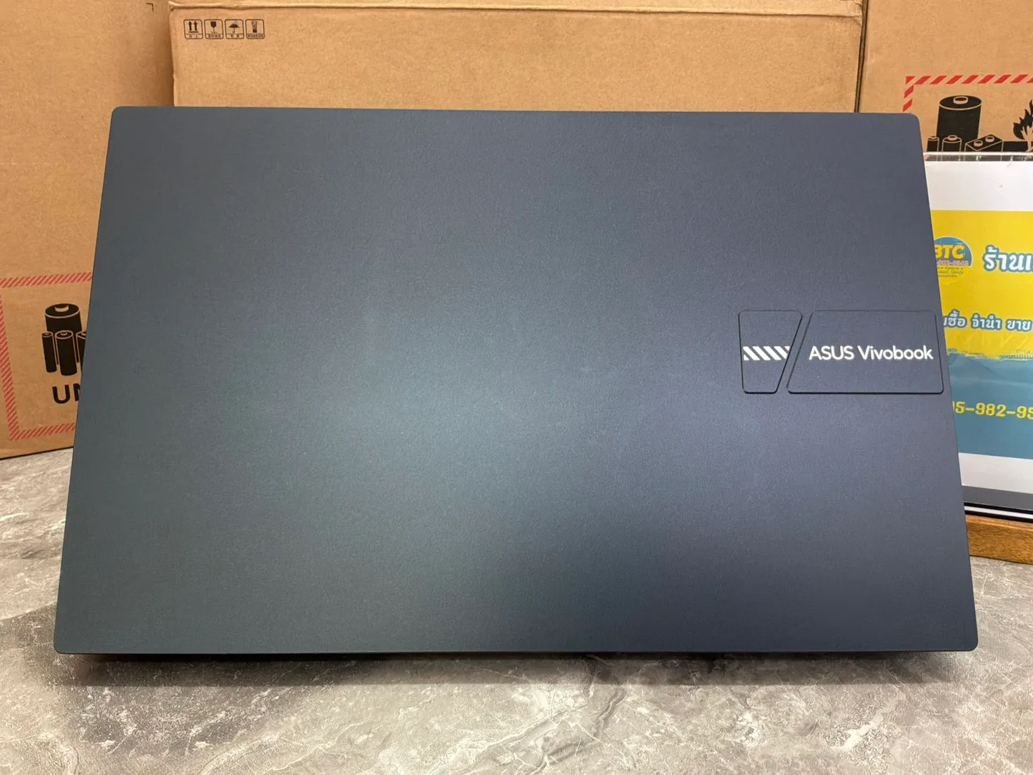 Asus Vivobook 15 X1502VA-NJ544WA 4