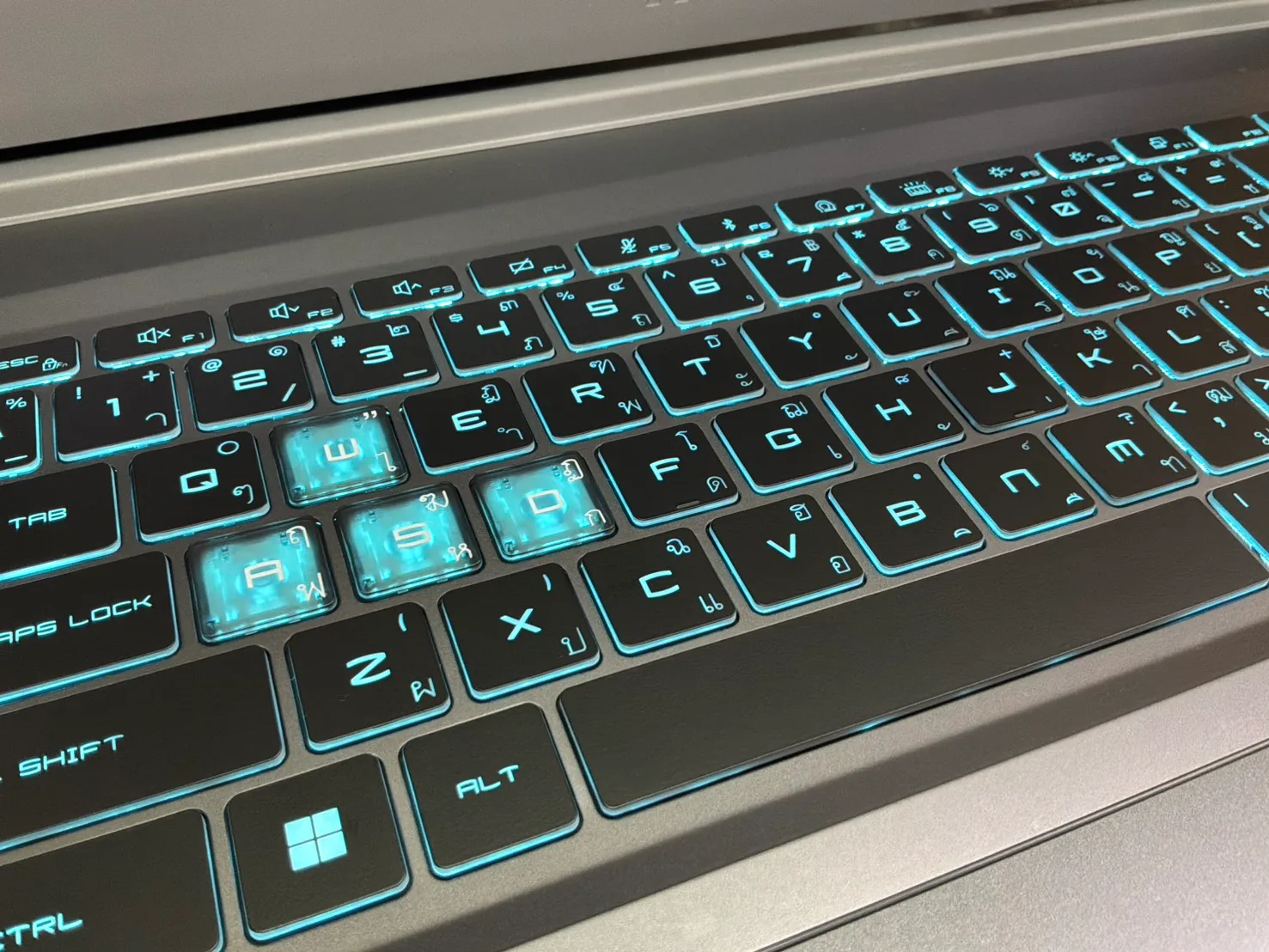 MSI Thin 15 B13UCX-1610TH เพิ่มเติม