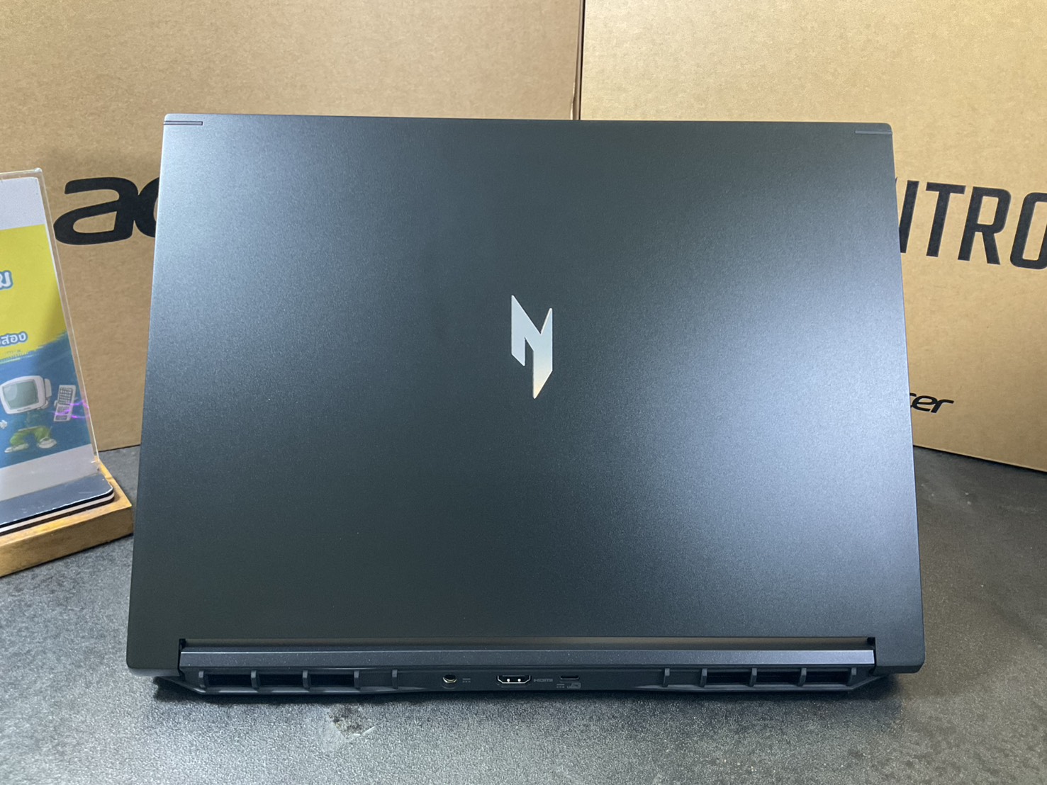 Acer Nitro V16S AI ANV16S-41-R9YE 4