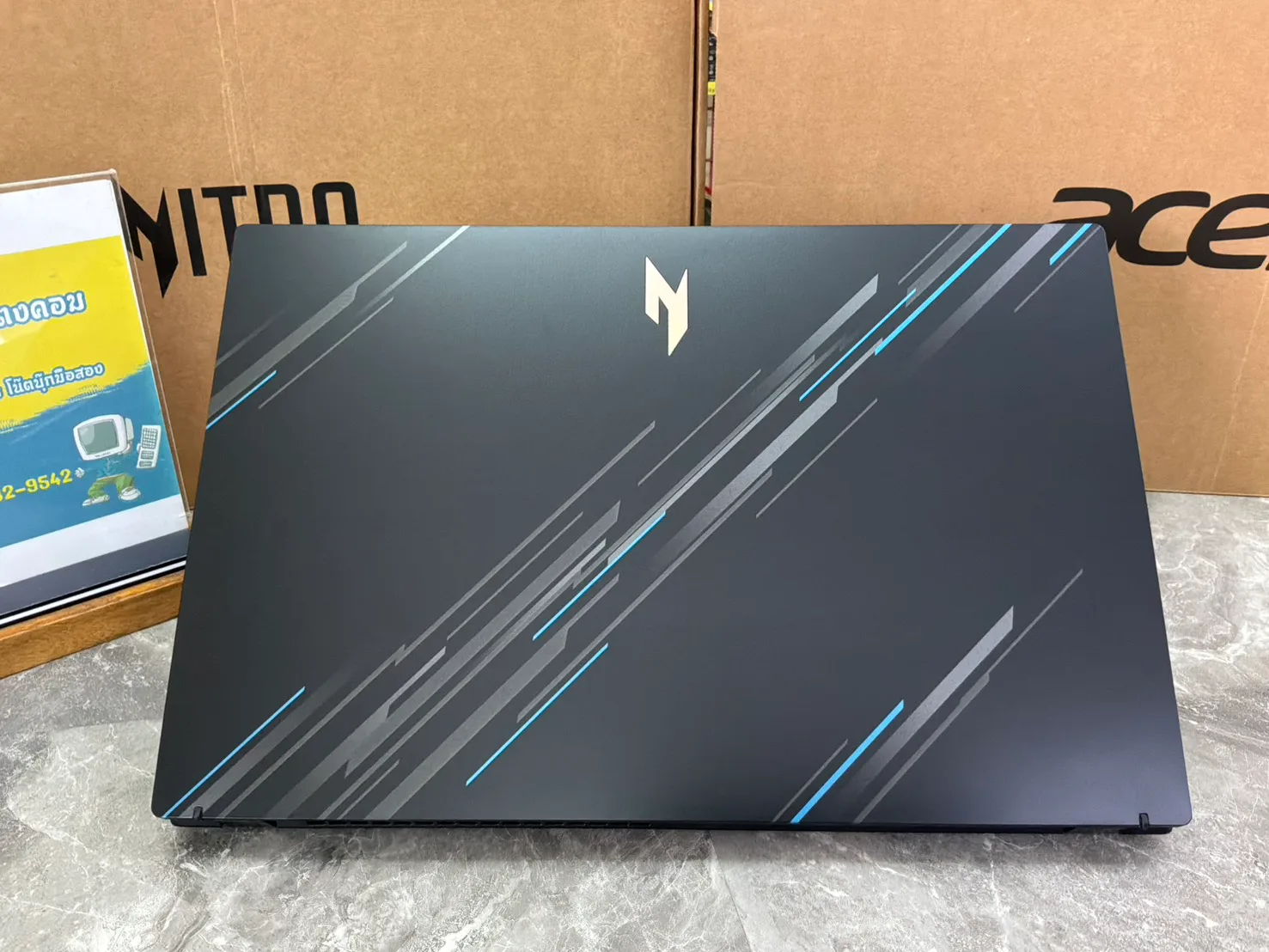 Acer Nitro V 15 ANV15-51-55NS 4
