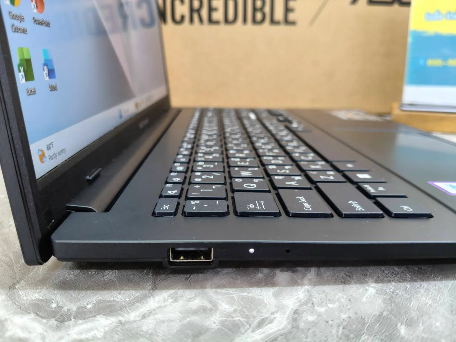 Asus Vivobook Go 15 E1504TA-BQ109W เพิ่มเติม