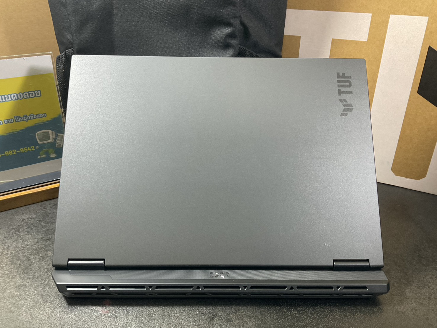 Asus TUF Gaming F16 FX608JMR-RV121W 4