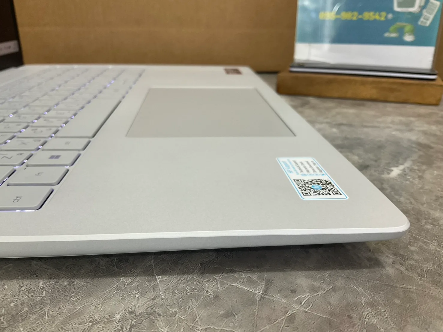 HP OmniBook 3 16-by0034AU เพิ่มเติม