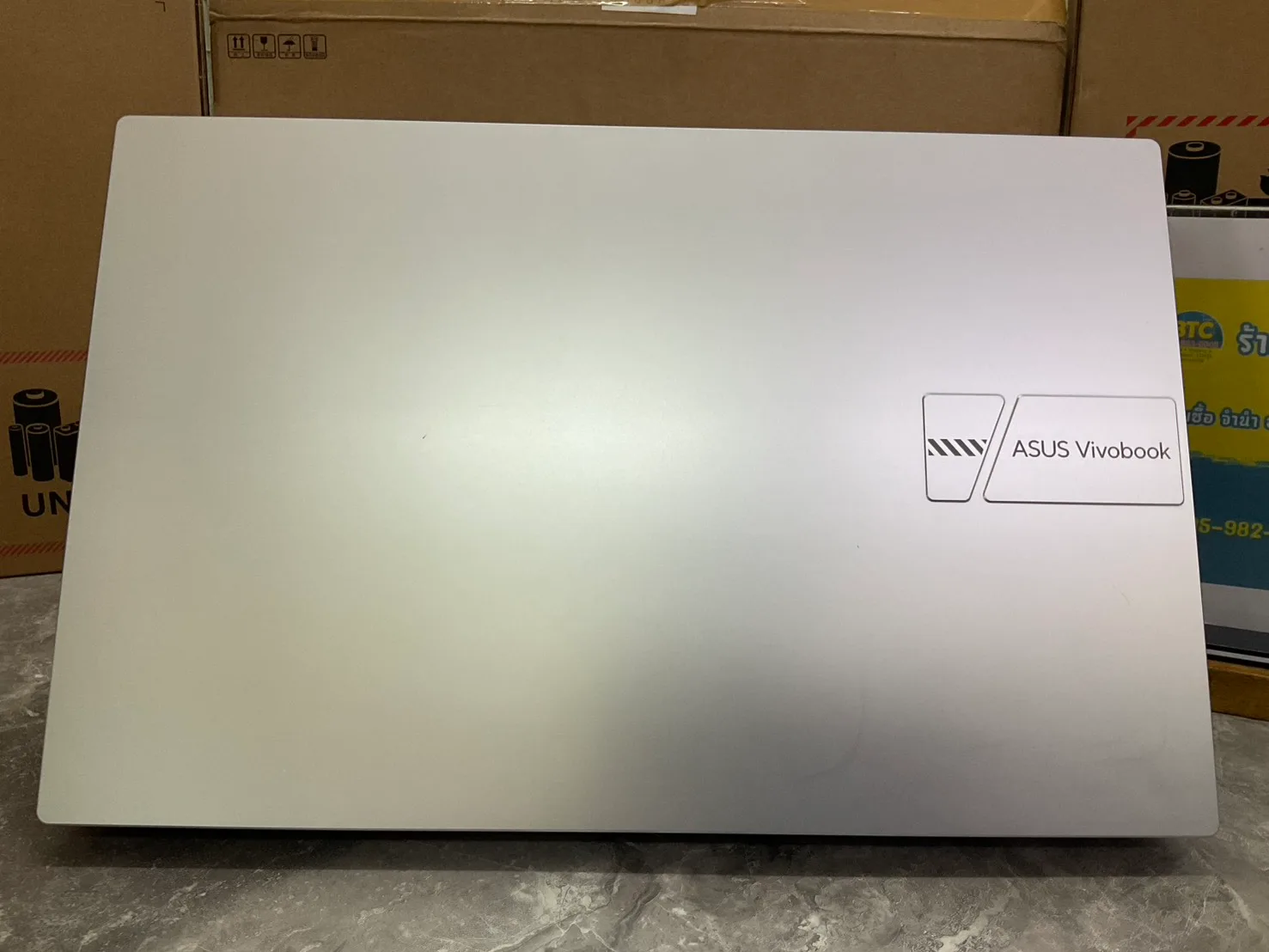Asus Vivobook 15 X1502VA-BQ523WA 4