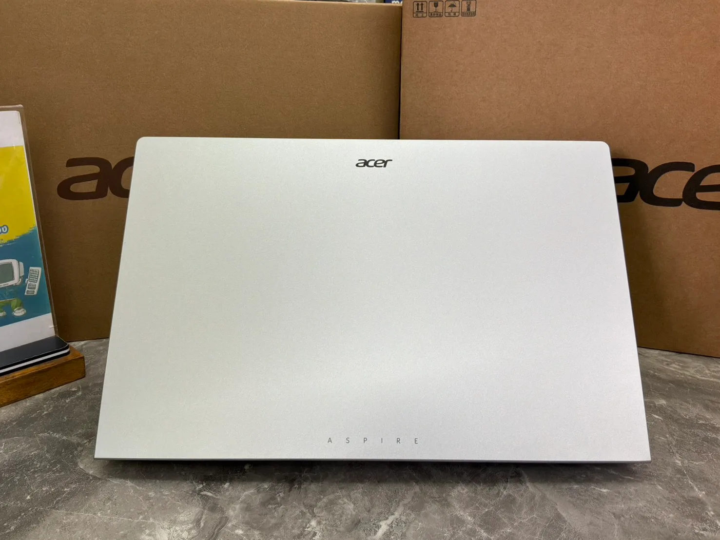 Acer Aspire Lite 14 AL14-48P-R2D1 4