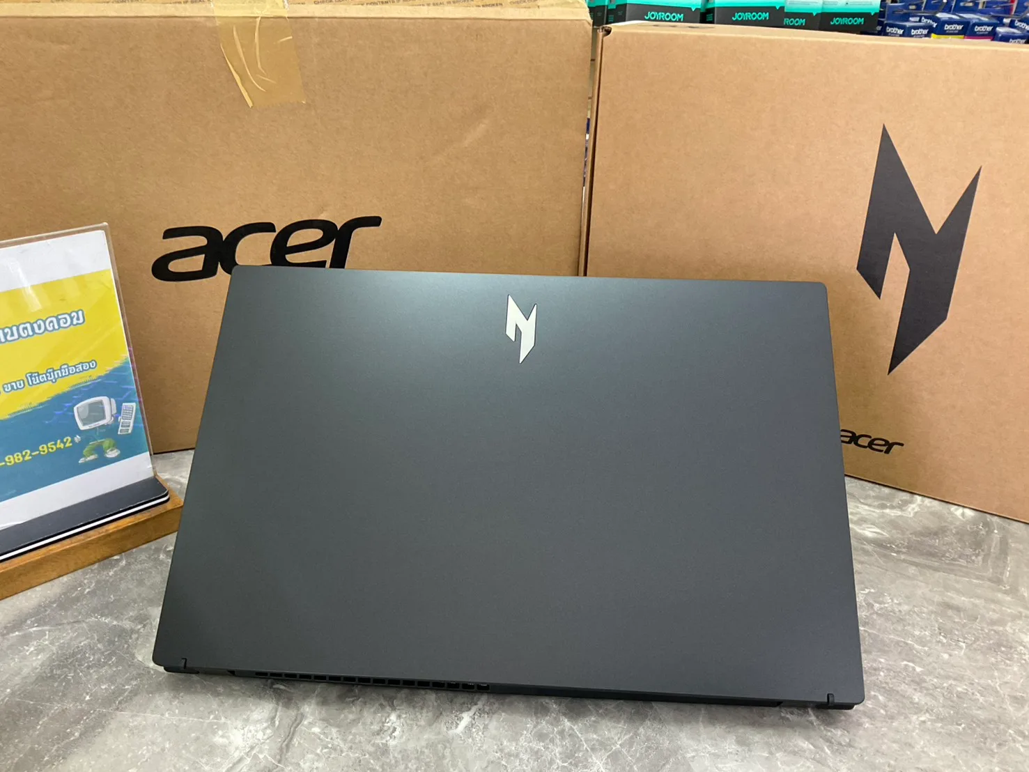Acer Nitro V 15 ANV15-A31-R6D6 4