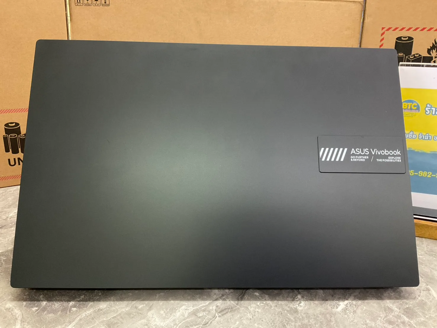 Asus Vivobook Go 15 M1504FA-NJ516W 4
