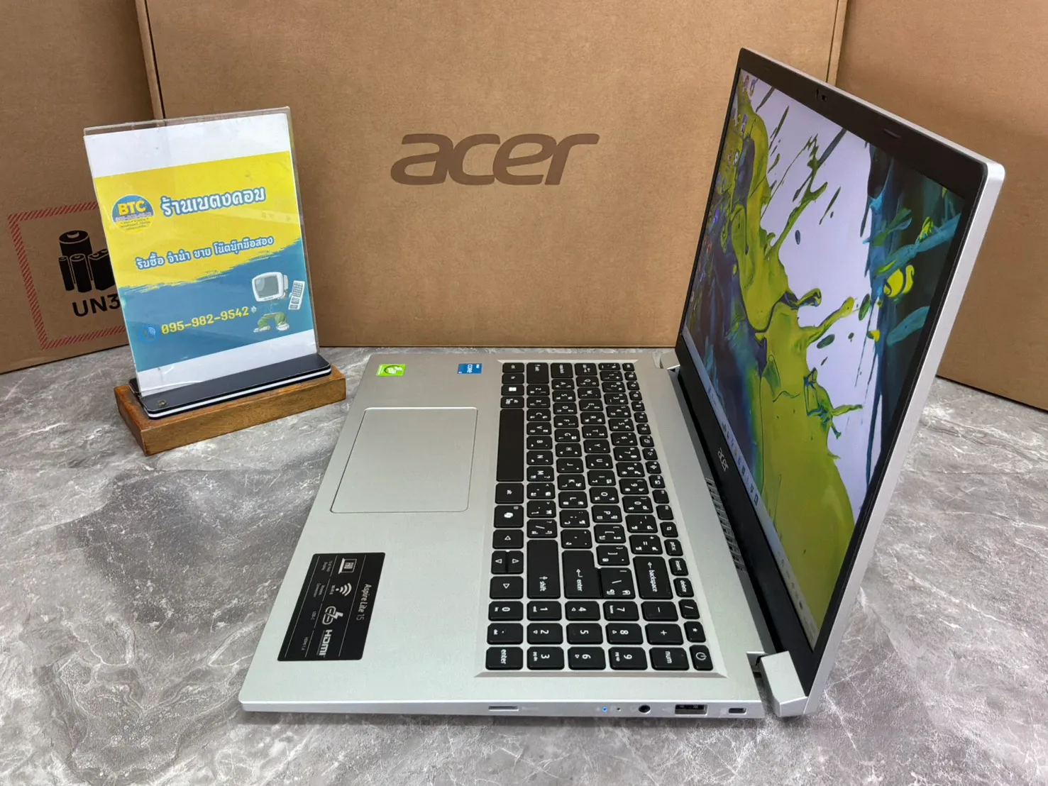 Acer Aspire Lite 15 AL15-52P-38J3 3