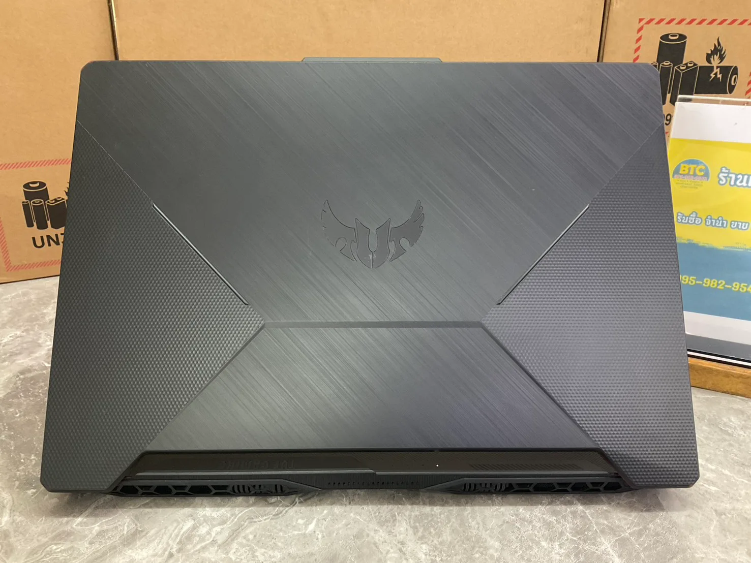 Asus TUF Gaming F15 FX506LH-HN004W 4