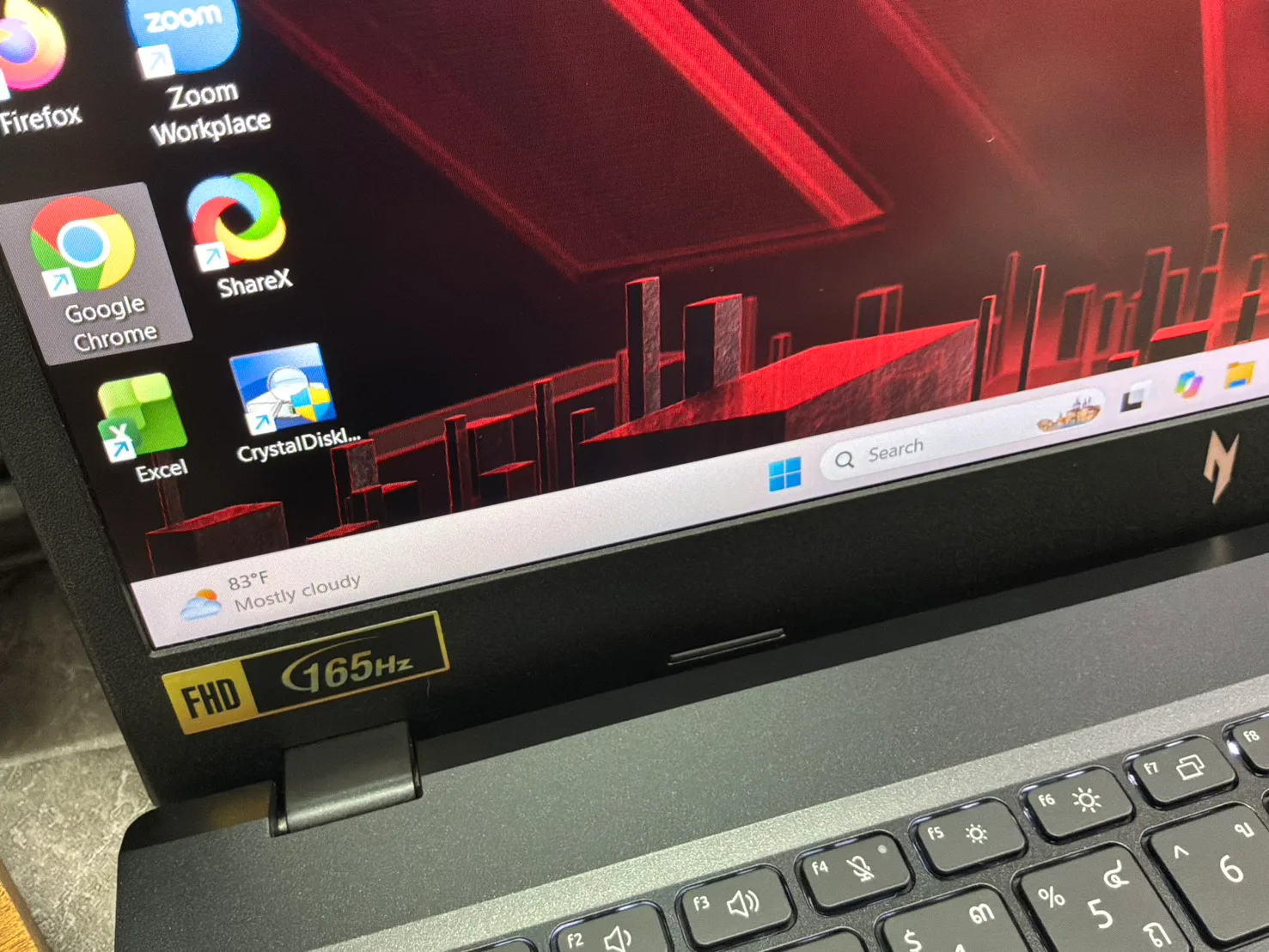 Acer Nitro V15 ANV15-41-R488 เพิ่มเติม