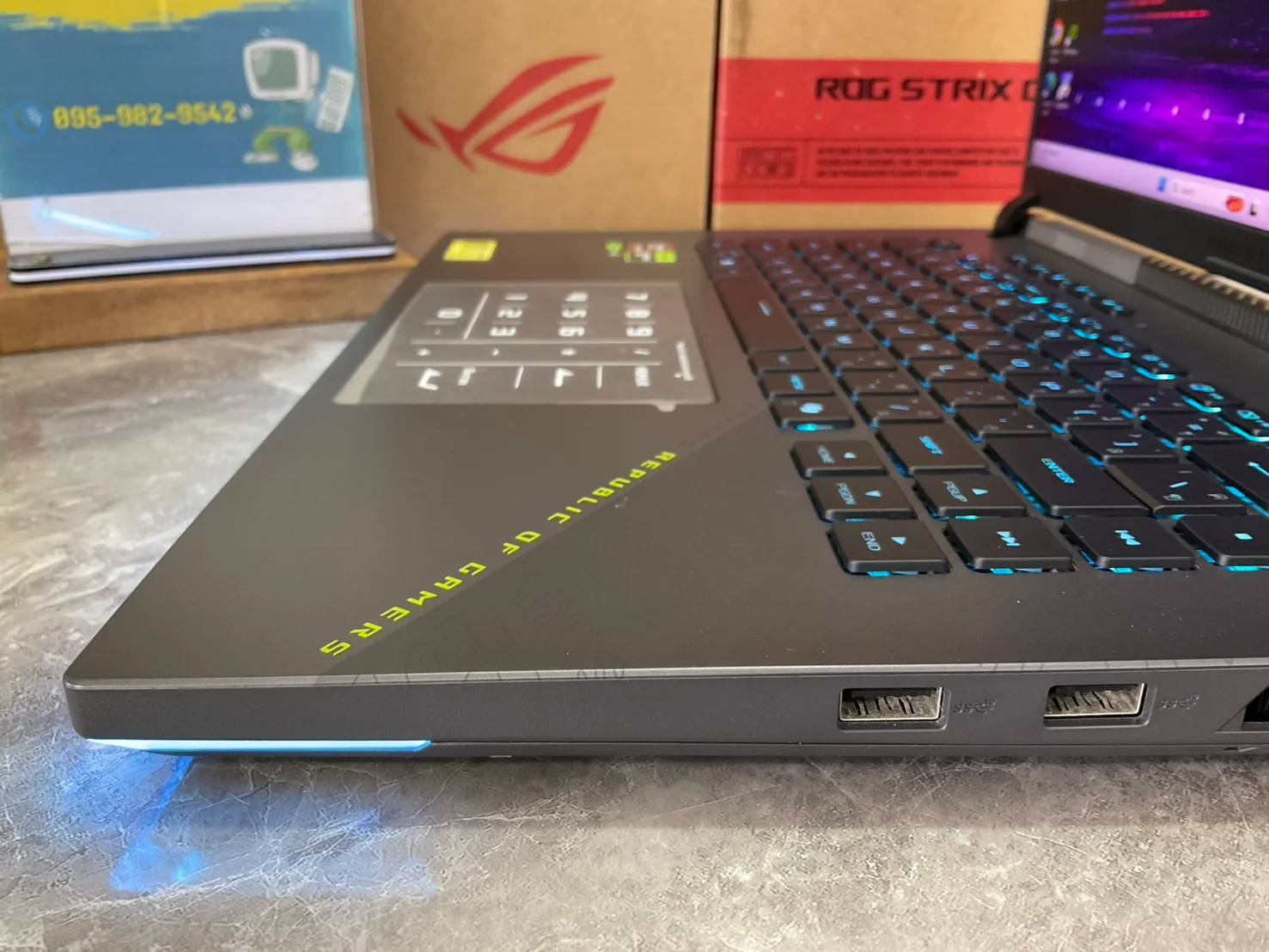 Asus ROG Strix G16 G614FR-S5100W 4