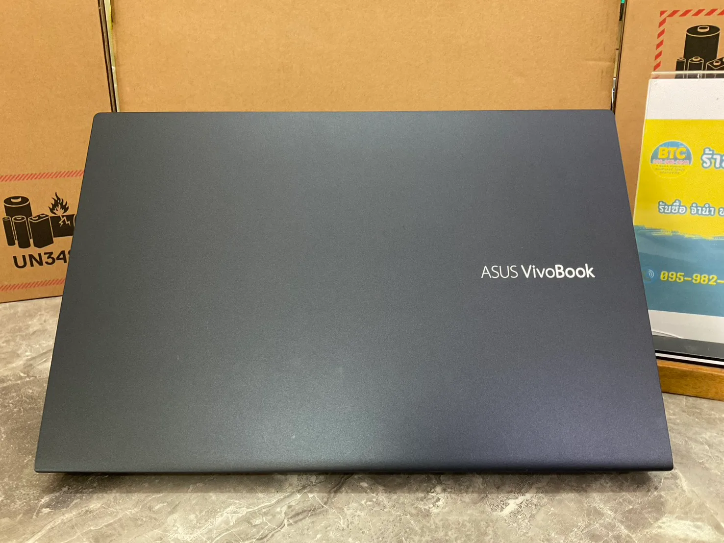 Asus VivoBook 14 D413DA-EK257T 2