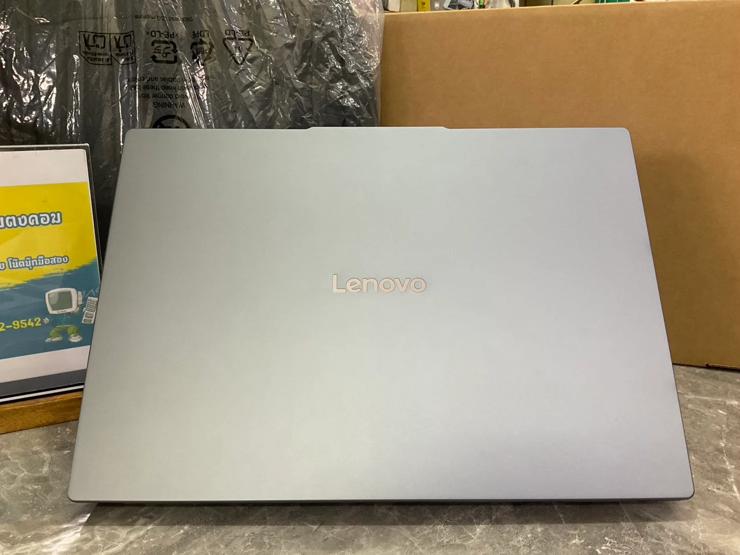 Lenovo IdeaPad Slim 5 16IPH11 83S6001HTA 4