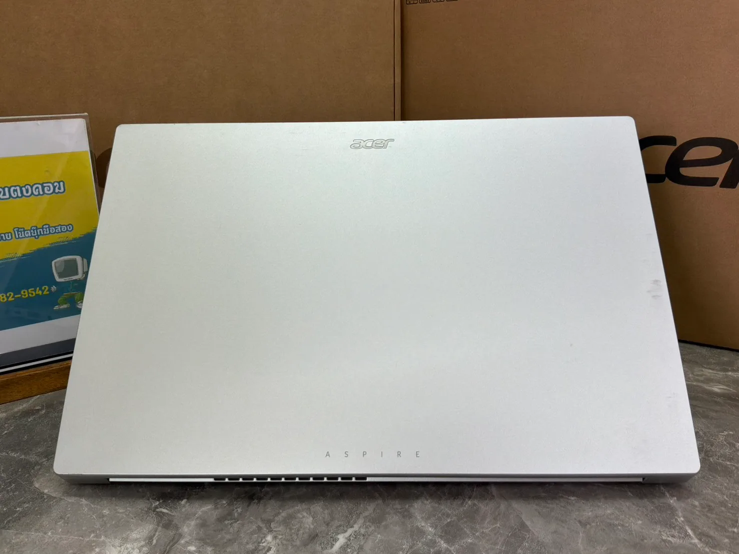 Acer Aspire Lite 15 AL15-52P-38J3 4