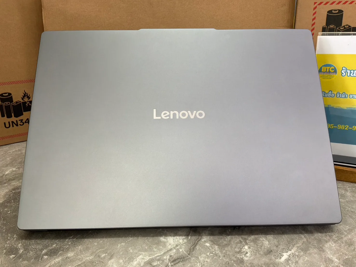 Lenovo IdeaPad Slim 3 15IRH10-83K100D8TA 4