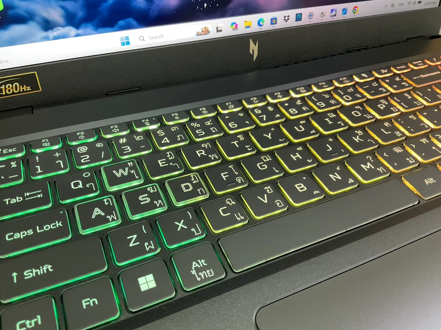 Acer Nitro V 15 ANV15-A31-R6D6 เพิ่มเติม
