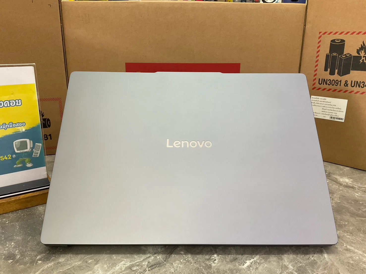 Lenovo IdeaPad Slim 3 15ARP10-83K7009GTA 4