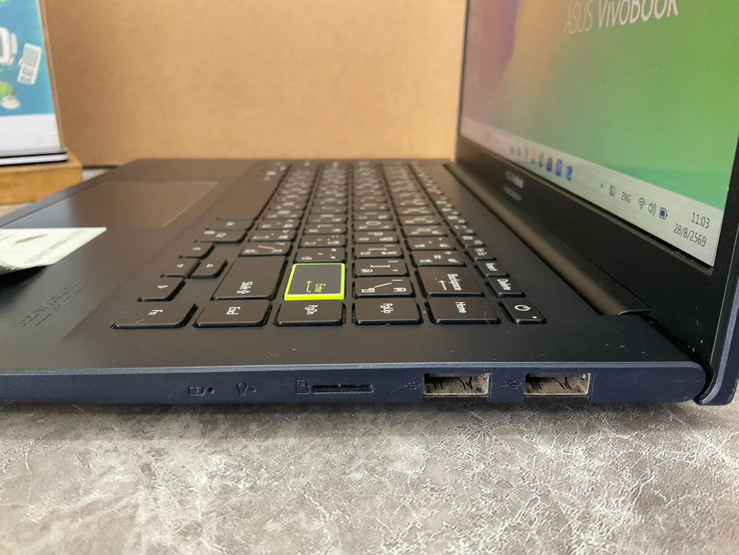 Asus VivoBook 14 D413DA-EK257T 4