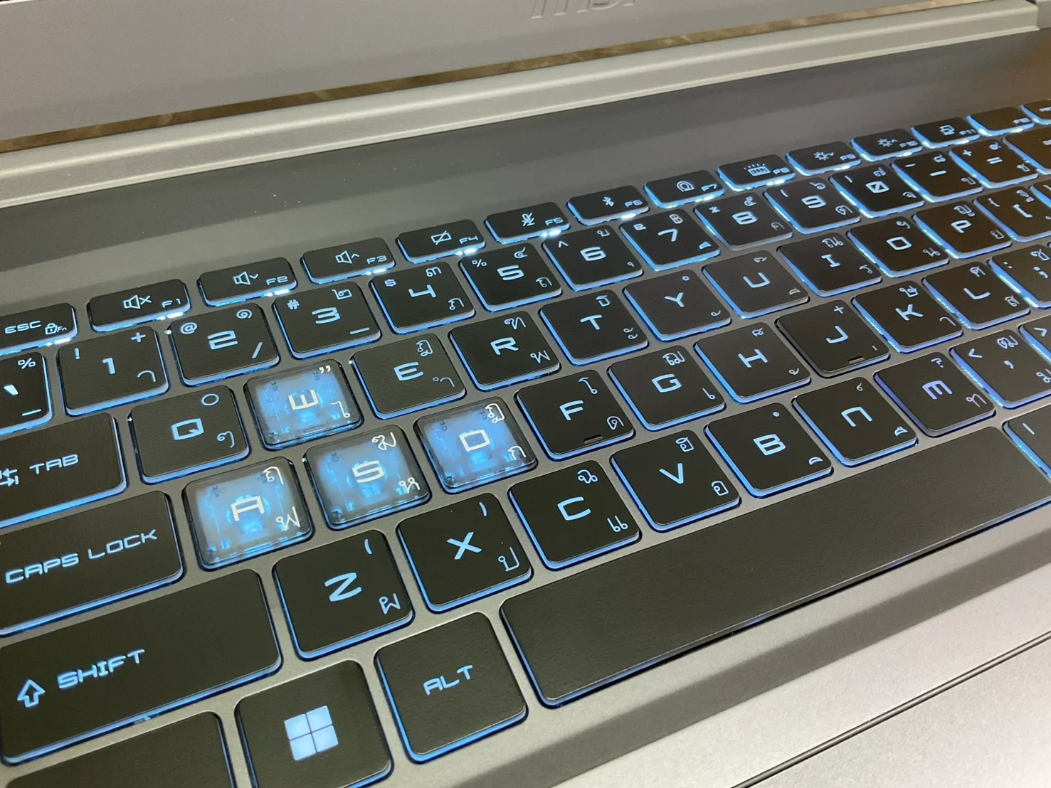 MSI Thin 15 B13UC-1609TH เพิ่มเติม