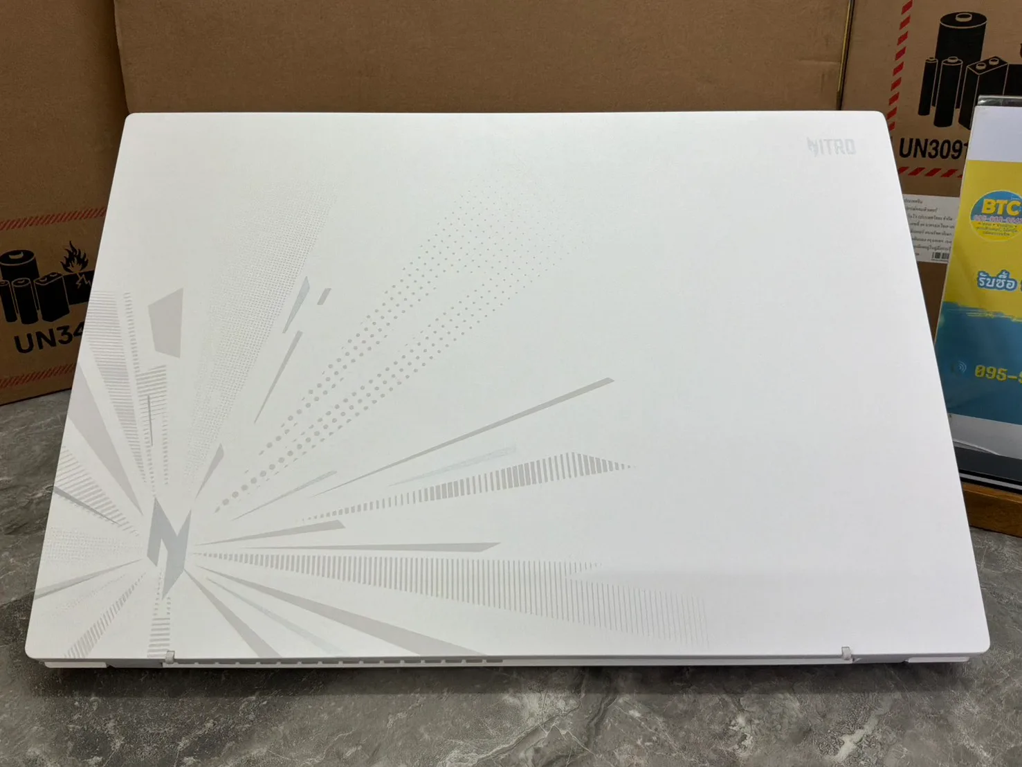 Acer Nitro Lite 16 NL16-71G-52WD 4