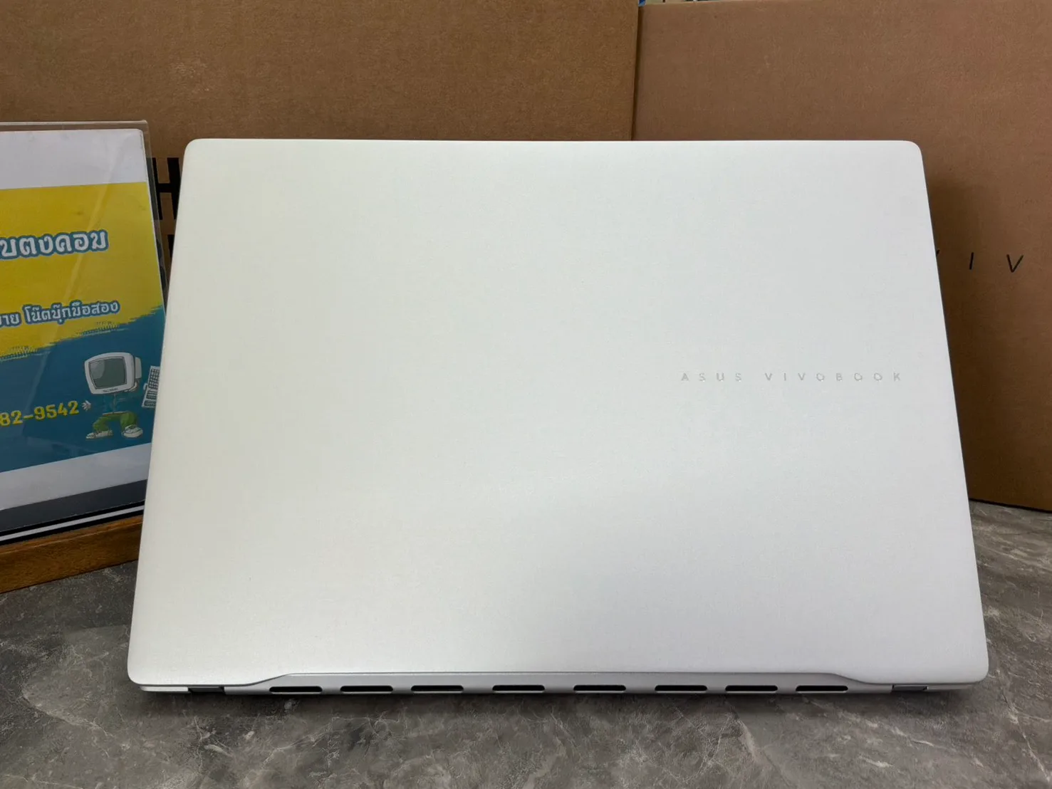 Asus Vivobook S 14 S5406SA-OLED549WA 4