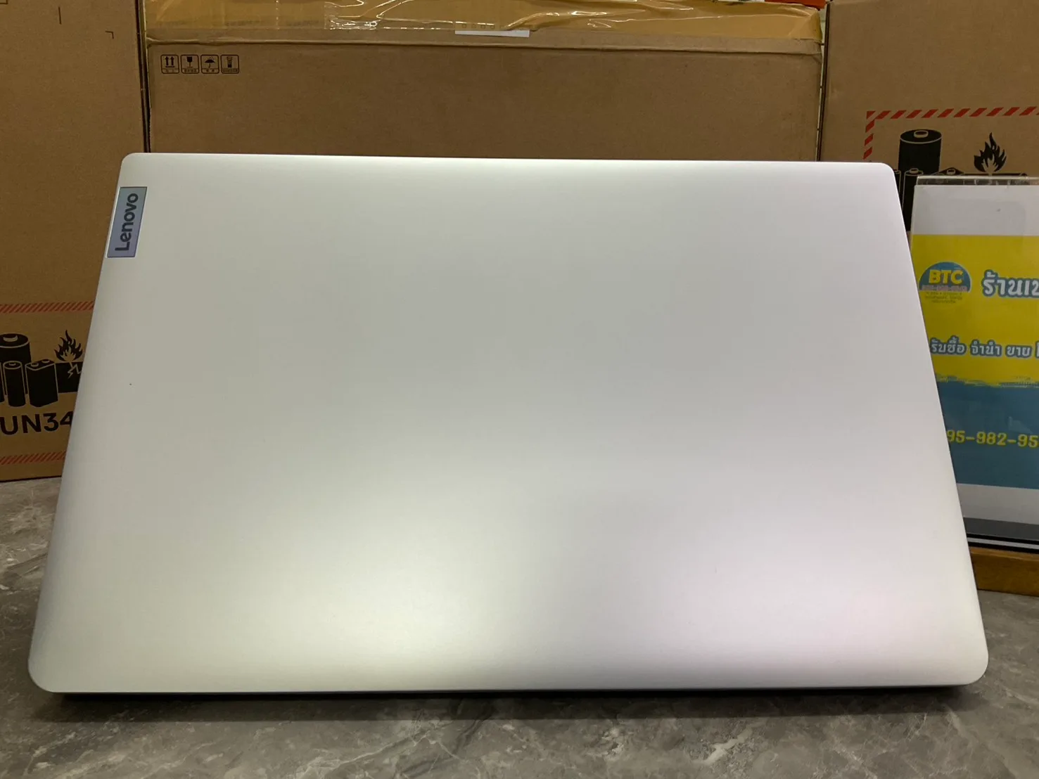 Lenovo IdeaPad 1 15ALC7-82R400J9TA 4