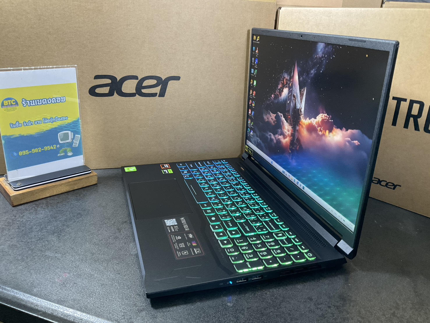 Acer Nitro V16S AI ANV16S-41-R9YE 3