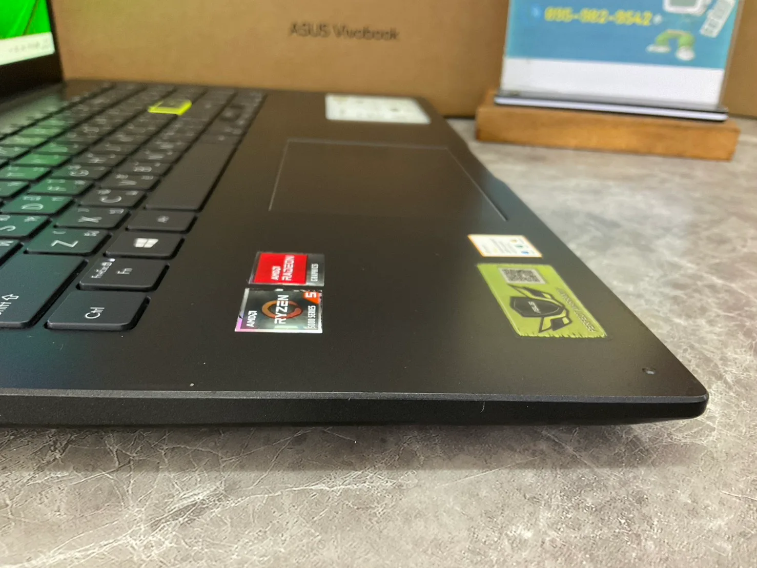 Asus Vivobook 15 OLED D513UA-L0501TS เพิ่มเติม