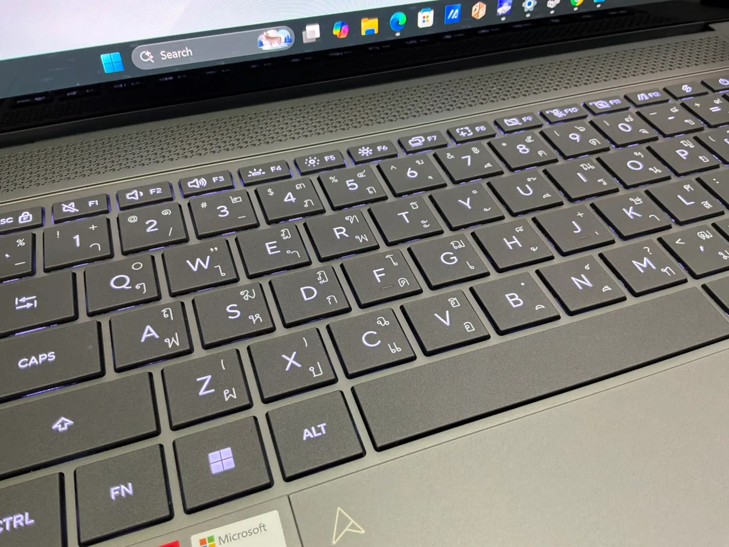 Asus Zenbook S16 UM5606GA-SR927WA เพิ่มเติม