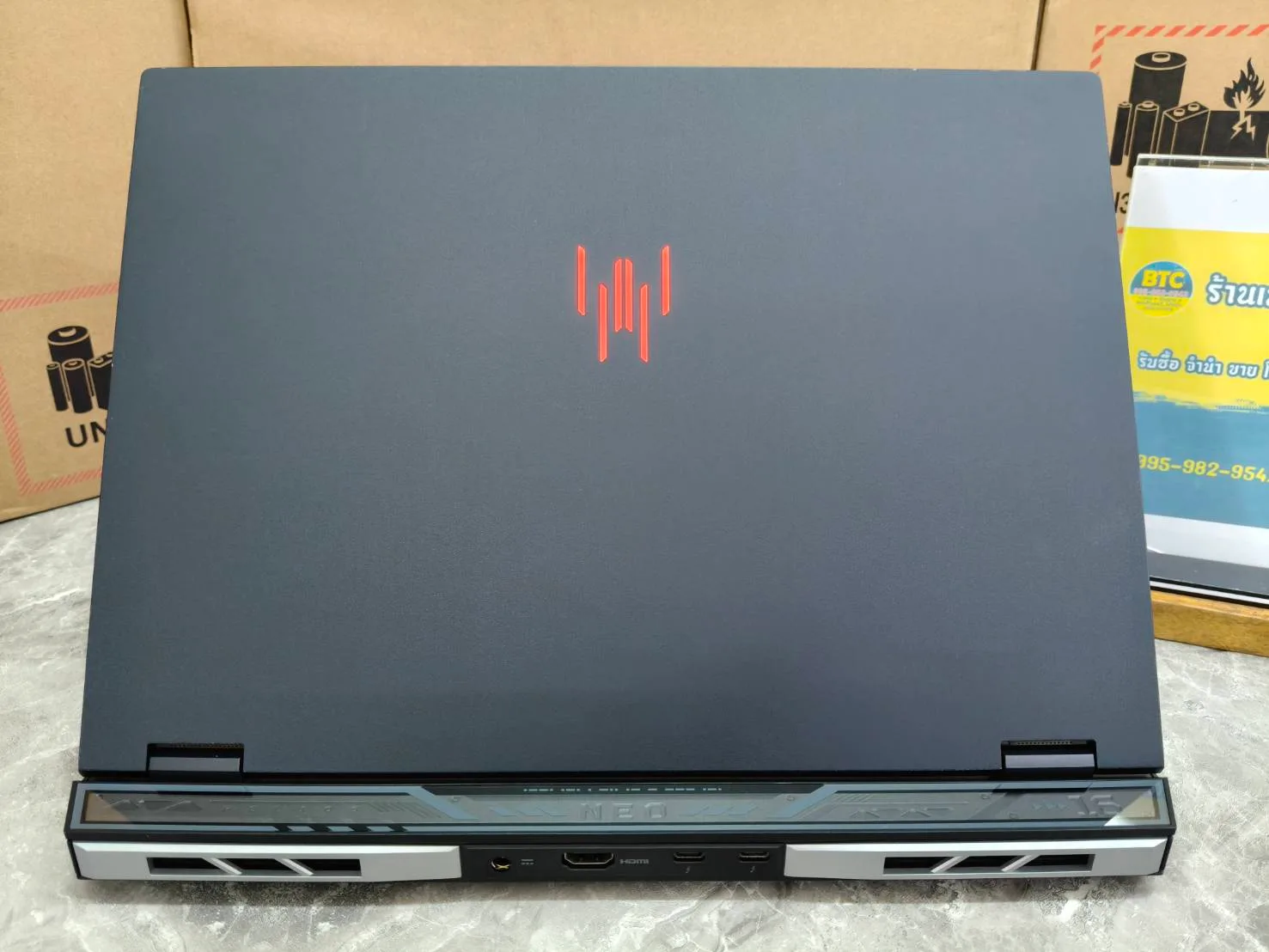 Acer Predator Helios 16 PHN16-72-99ZQ 4