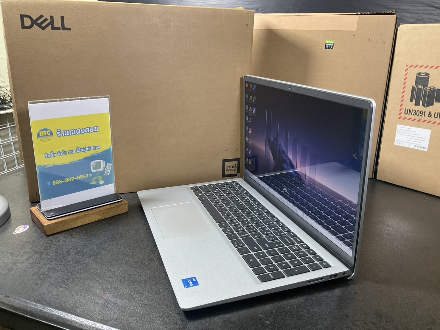 Dell DC15250I5162 (Platinum Silver) 3