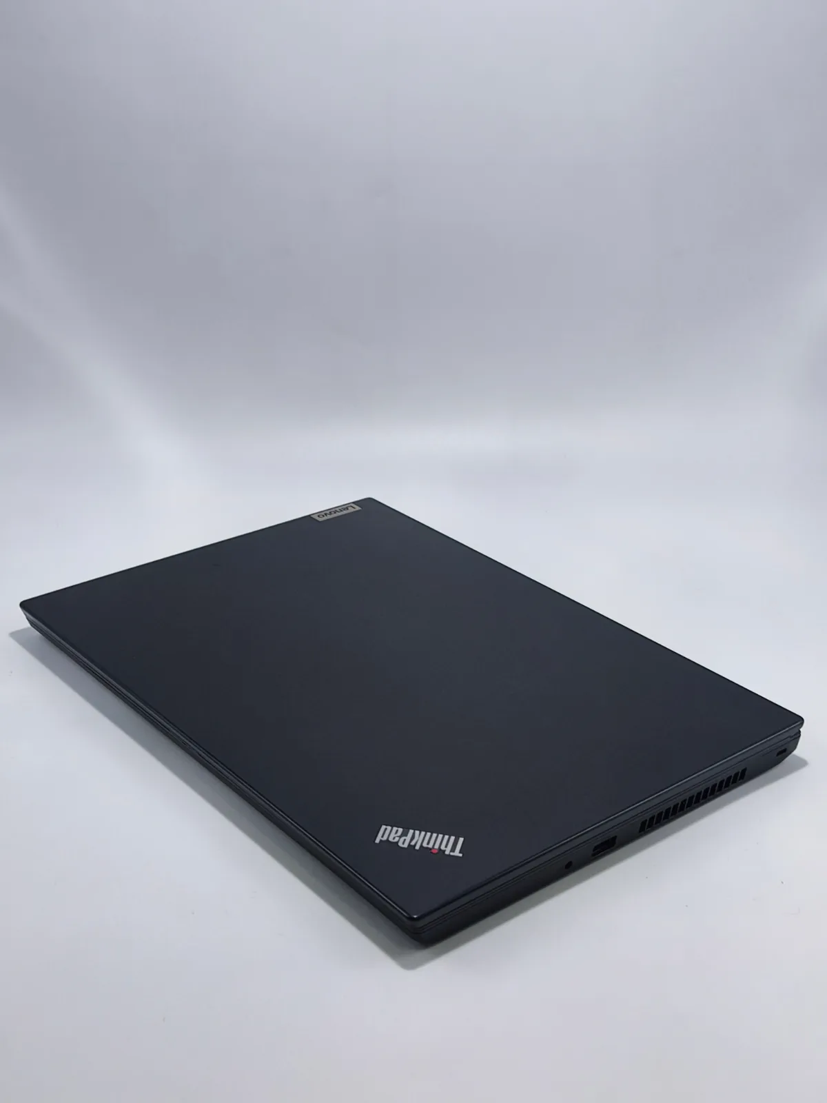 Lenovo ThinkPad T14 Gen 2 4
