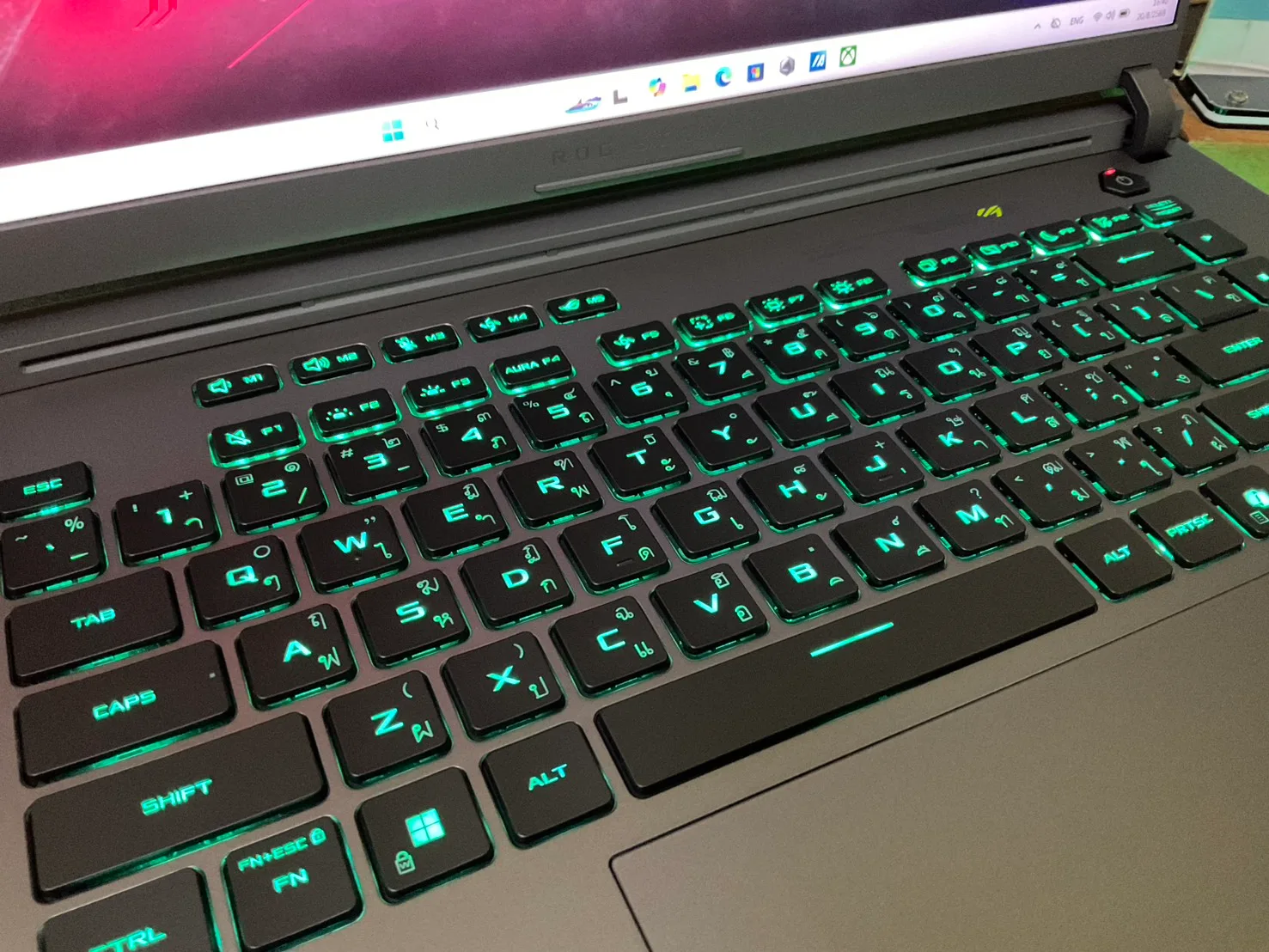 Asus ROG Strix G16 G615LR-S5160W เพิ่มเติม